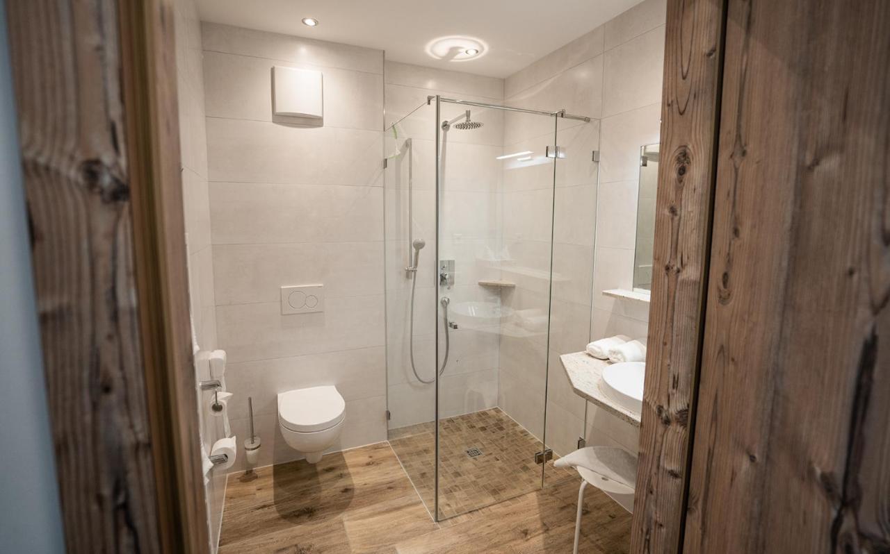 Hotel Garni Isarlodge Wiesenhof Scharnitz Eksteriør billede
